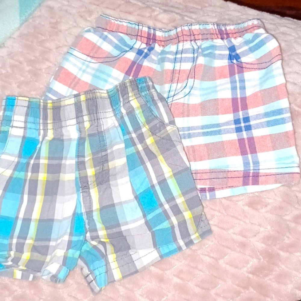 Two baby shorts (both are together) bundle,size 3-6 months old